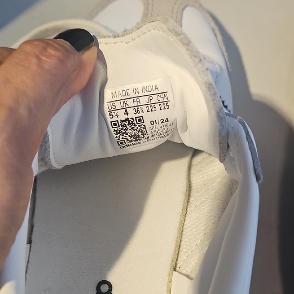 Adidas White and Gray Sneakers - Picture 5 of 5